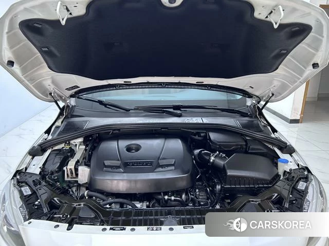 Volvo S60 id 4215594 из Китая 17