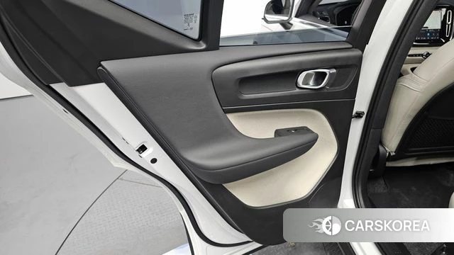 Volvo XC40 id 4480130 из Кореи 17