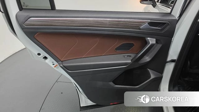 Volkswagen Tiguan Allspace id 4630677 из Кореи 17