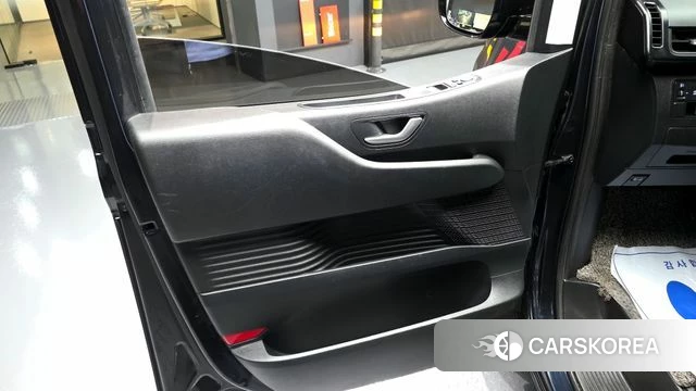 Hyundai Staria id 4282960 из Кореи 17