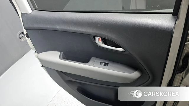 Kia The New Kia Ray id 4579540 из Кореи 17