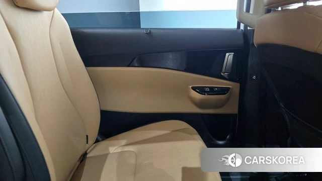 Kia Carnival 4th generation id 4488404 из Кореи 17
