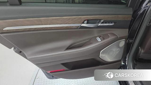 Genesis G90 id 4446369 из Кореи 17