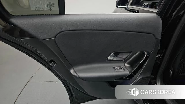 Mercedes-Benz A-Class W177 id 4614630 из Кореи 17
