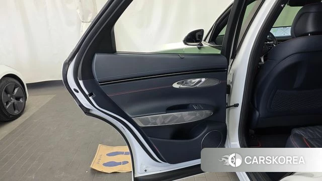 Genesis GV70 id 4202169 из Кореи 17