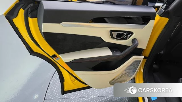 Lamborghini Urus id 4623239 из Кореи 17