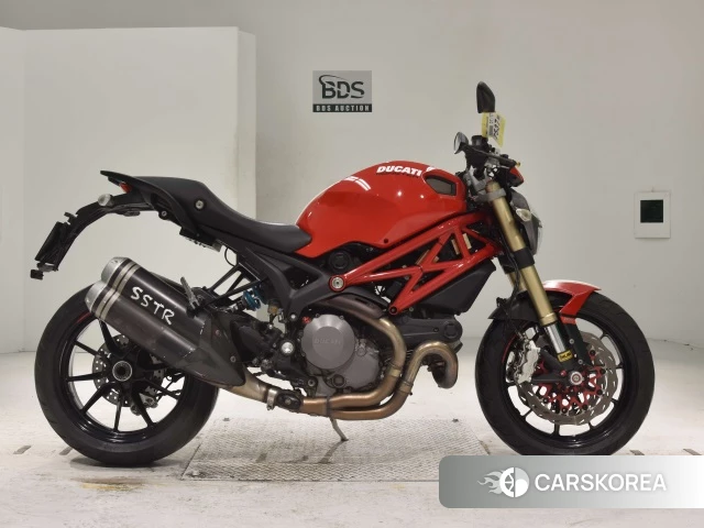 Проданный Ducati MONSTER 1100 EVO 2011 из Японии
