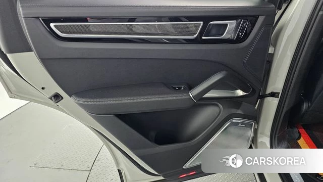 Porsche Cayenne (PO536) id 4331131 из Кореи 17