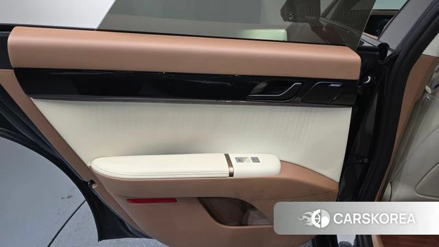 Hyundai Grandeur Hybrid (GN7) id 4665783 из Кореи 17
