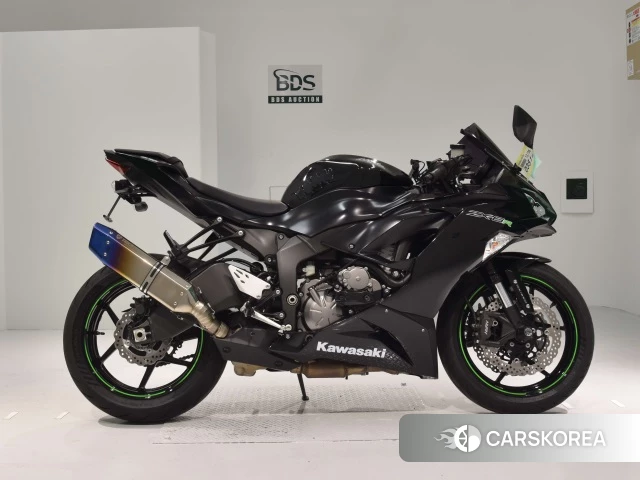Проданный Kawasaki ZX-6R NINJA ABS 2019 из Японии