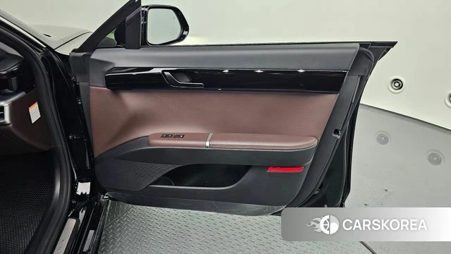 Hyundai Grandeur Hybrid (GN7) id 4302322 из Кореи 17