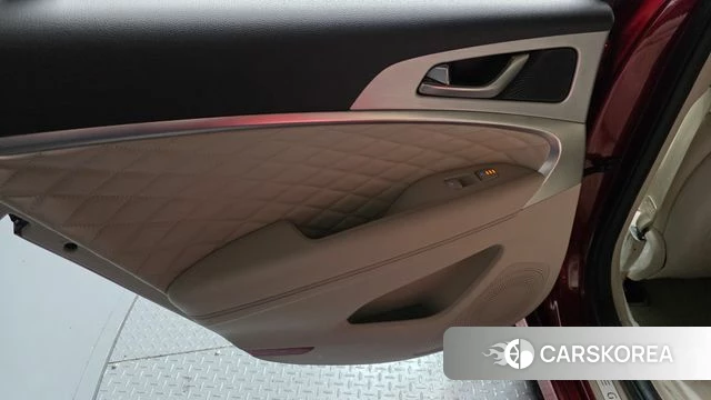 Genesis G70 id 4203684 из Кореи 17