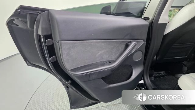 Tesla Model Y id 4488317 из Кореи 17