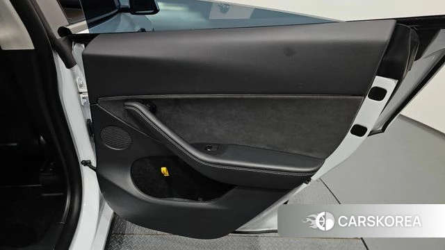 Tesla Model Y id 4730081 из Кореи 17