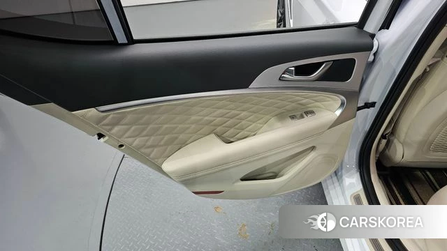 Genesis G70 id 4326037 из Кореи 17