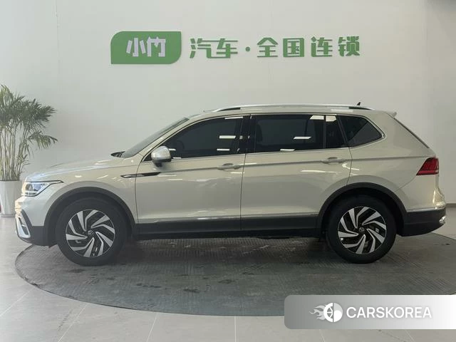Volkswagen Tiguan L id 4262584 из Китая 17