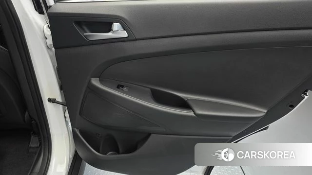 Hyundai All New Tucson id 4525831 из Кореи 17