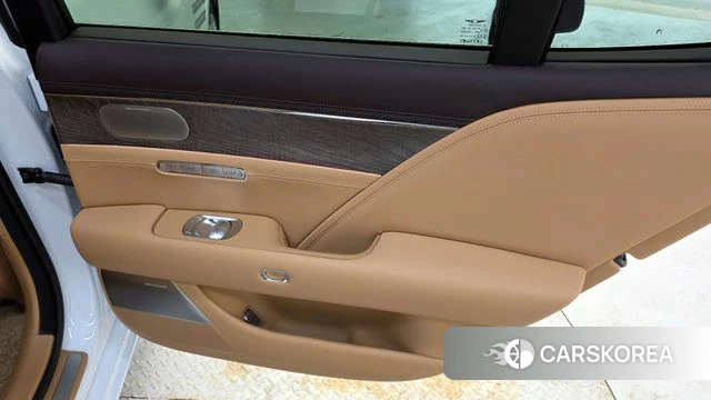 Genesis G90 (RS4) id 4185514 из Кореи 17