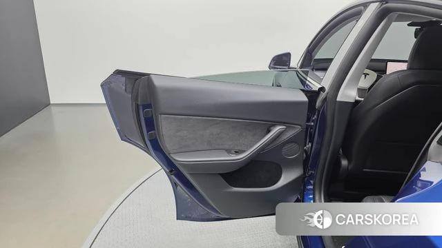 Tesla Model Y id 4623447 из Кореи 17