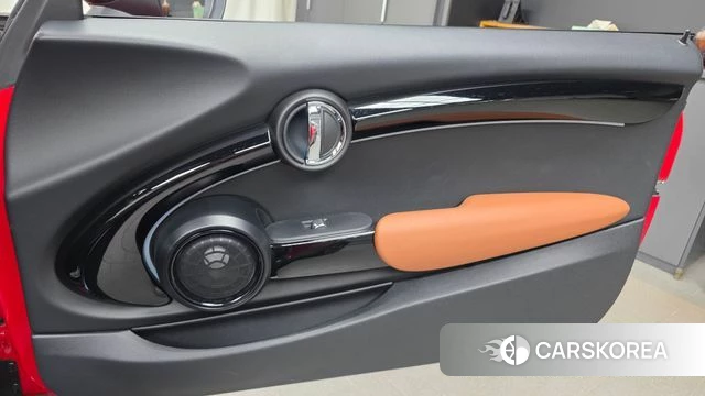 Mini Cooper S Convertible id 4834549 из Кореи 17
