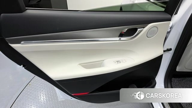 Hyundai The New Grandeur IG Hybrid id 4282210 из Кореи 17