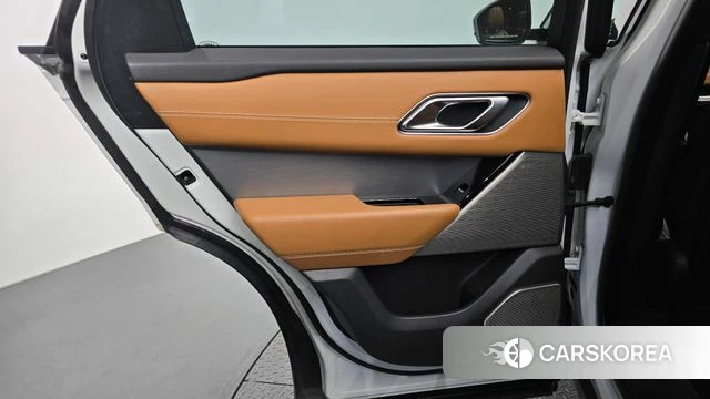 Land Rover Range Rover Velar id 4684441 из Кореи 17