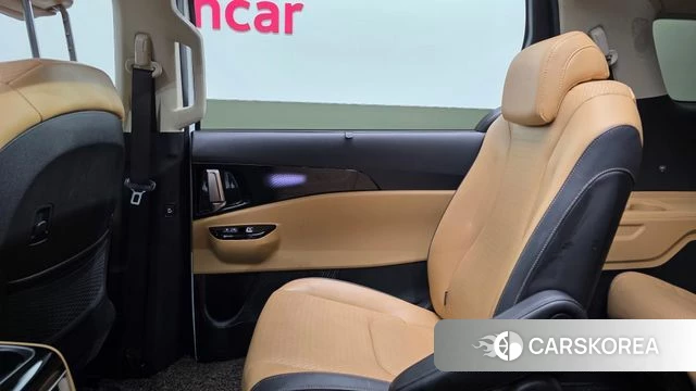 Kia Carnival 4th generation id 4281707 из Кореи 17