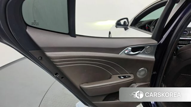 Kia Stinger Meister id 4943411 из Кореи 17
