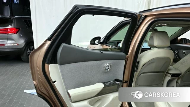 Genesis GV60 id 4249475 из Кореи 17