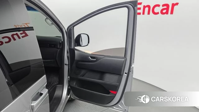 Hyundai Staria id 4229768 из Кореи 17