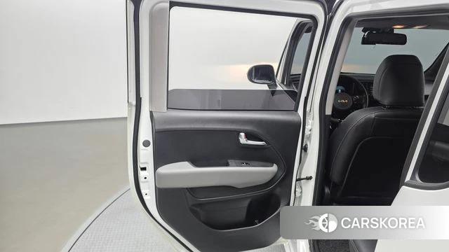 Kia The New Kia Ray EV id 4630348 из Кореи 17