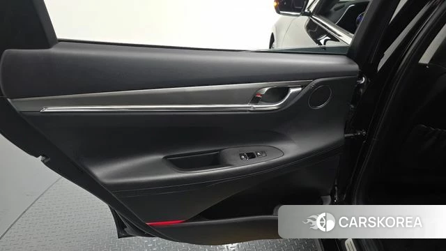 Hyundai The New Grandeur IG Hybrid id 4338202 из Кореи 17