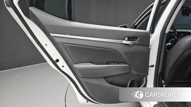 Hyundai The New Avante AD id 4652145 из Кореи 17