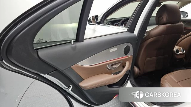Mercedes-Benz E-Class W213 id 4390294 из Кореи 17