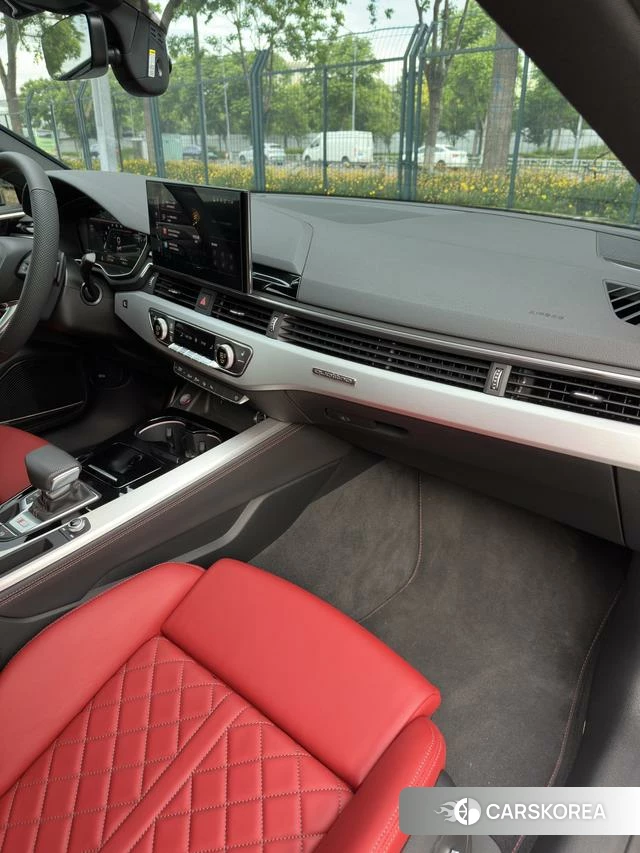 Audi S5 id 4348953 из Китая 17