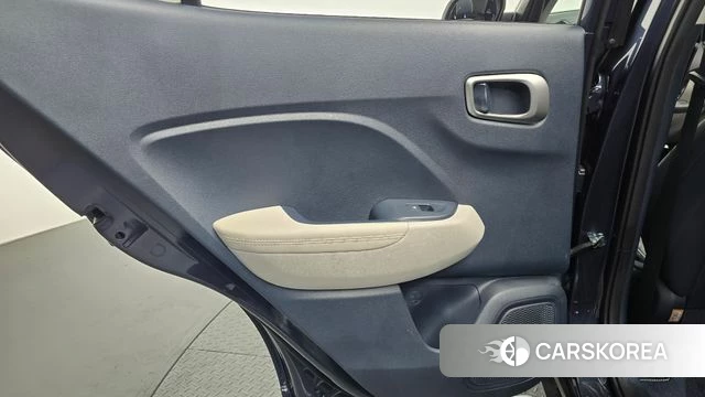 Hyundai Venue id 4446597 из Кореи 17
