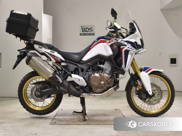 Проданный Honda CRF1000L AFRICA TWIN 2017 из Японии