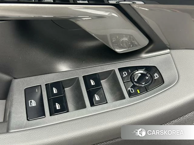 BMW 5 series id 4348591 из Китая 17