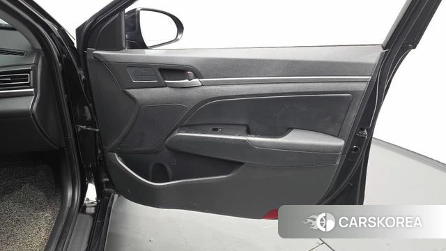 Hyundai The New Avante AD id 4530755 из Кореи 17