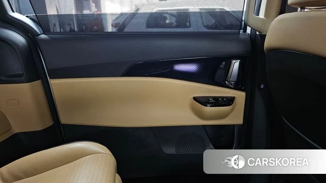 Kia Carnival 4th generation id 4434779 из Кореи 17