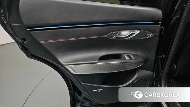 Genesis GV70 id 4870970 из Кореи 17