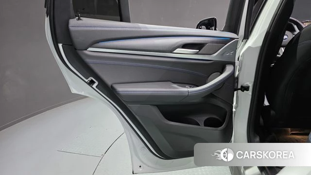 BMW iX3 id 4905180 из Кореи 17