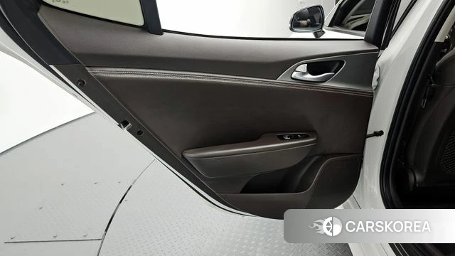 Kia Stinger id 4269381 из Кореи 17