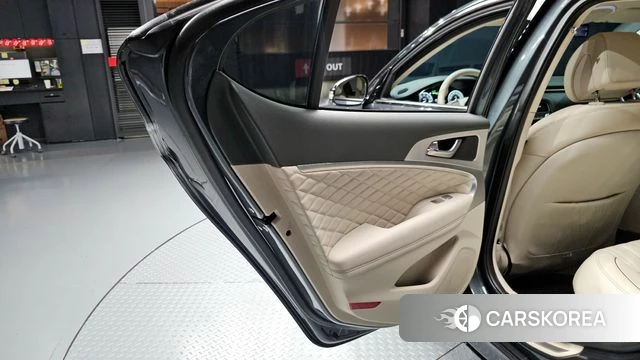 Genesis G70 id 4403216 из Кореи 17