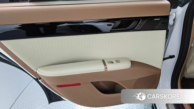 Hyundai Grandeur Hybrid (GN7) id 4422063 из Кореи 17