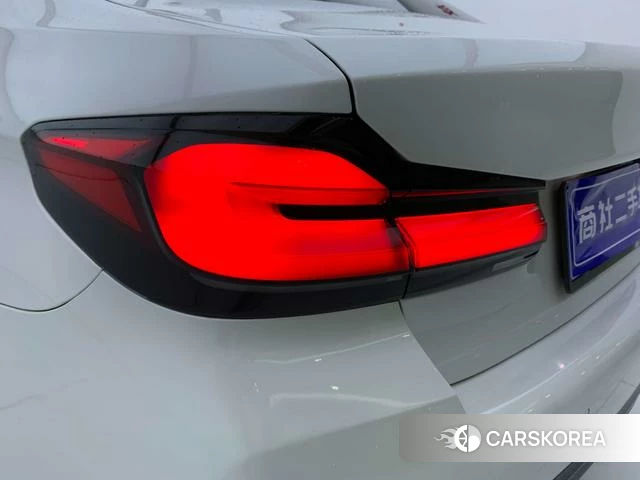BMW 5 series id 4329153 из Китая 17