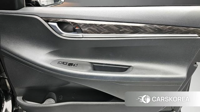 Hyundai Grandeur IG id 4304714 из Кореи 17