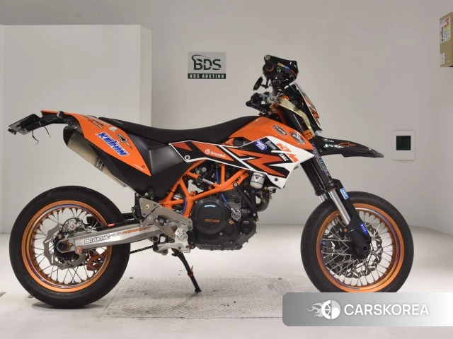 Проданный KTM 690 SMC R 2017 из Японии
