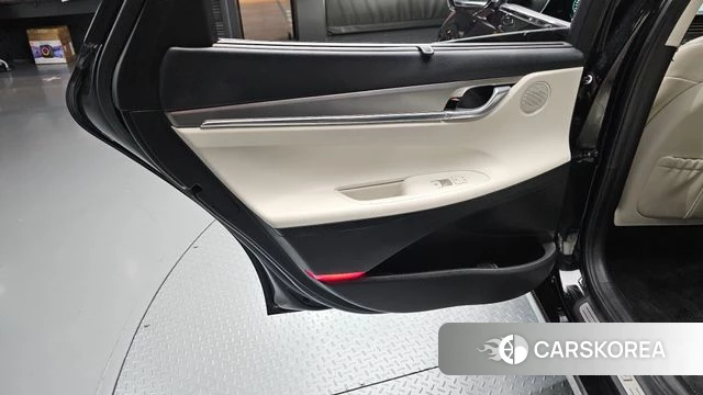 Hyundai The New Grandeur IG Hybrid id 4618671 из Кореи 17