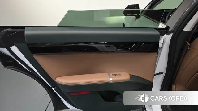 Hyundai Grandeur Hybrid (GN7) id 4691825 из Кореи 17